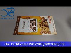 Kek coklat berserakan berdiri kantong ritsleting