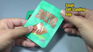 Tas kecil yang berdiri sendiri